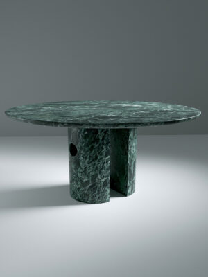 Meta Dining Table