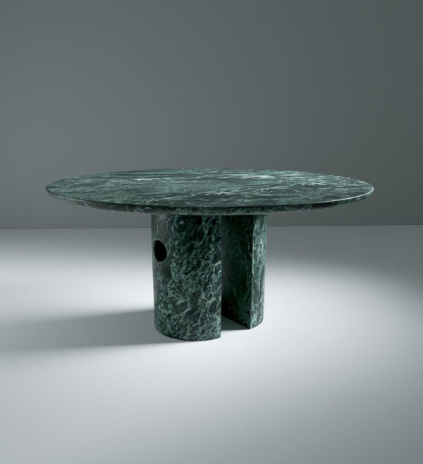 Meta Dining Table