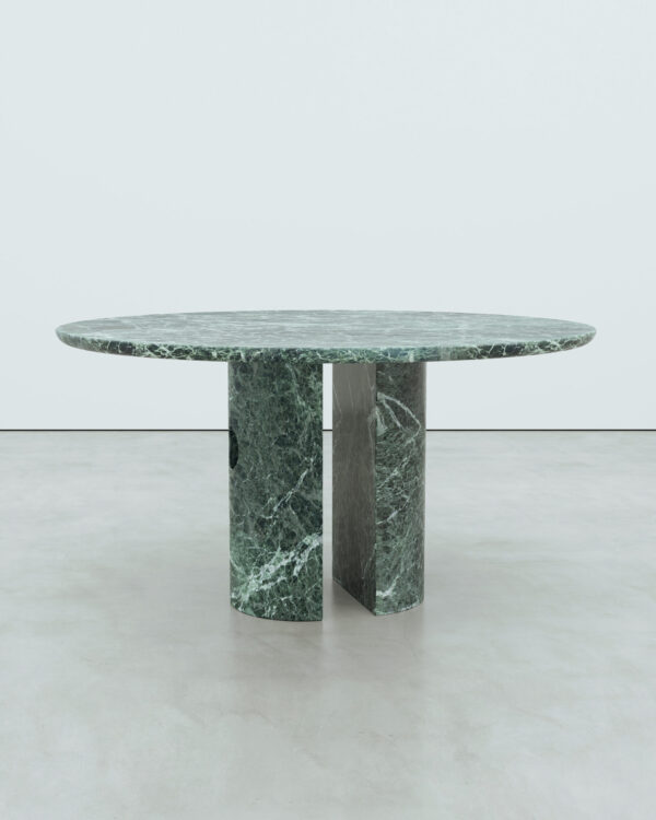 Meta Dining Table
