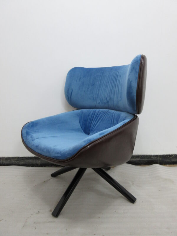 Tabano Lounge Chair