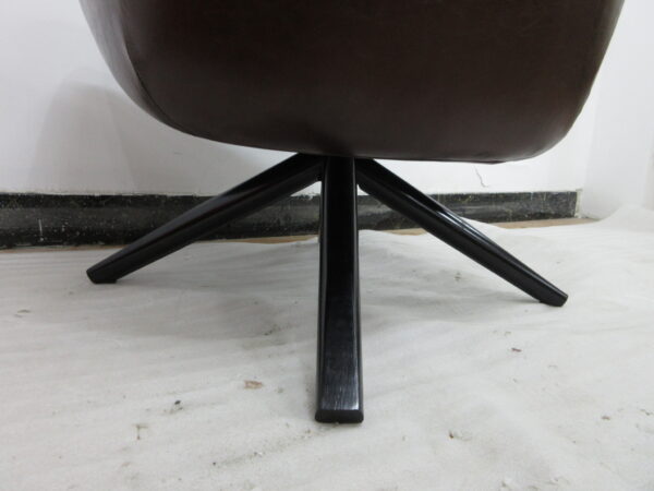 Tabano Lounge Chair