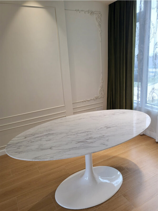 Tulip Dining Table